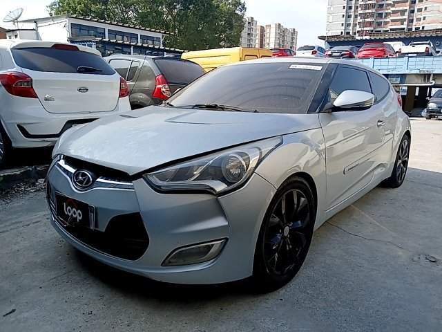 HYUNDAI VELOSTER  Frente Motorista