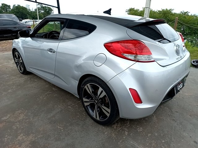 HYUNDAI VELOSTER Traseira Motorista