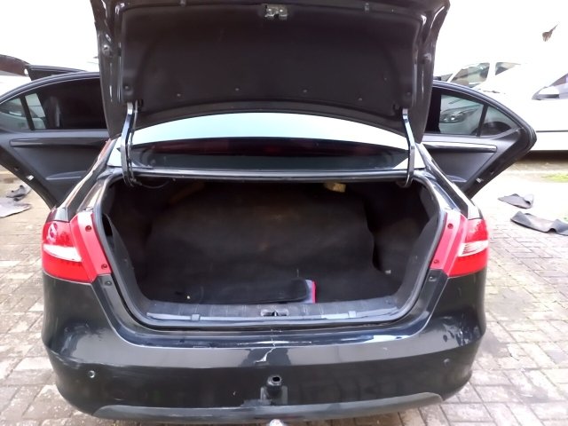Vehicle_photo_11