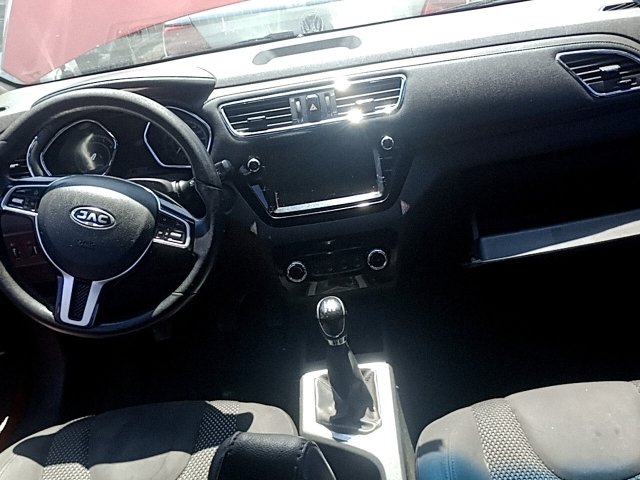 Vehicle_photo_7