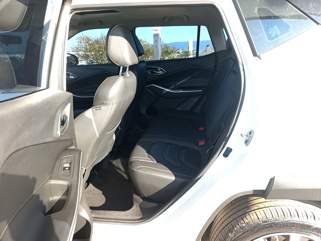 Vehicle_photo_10