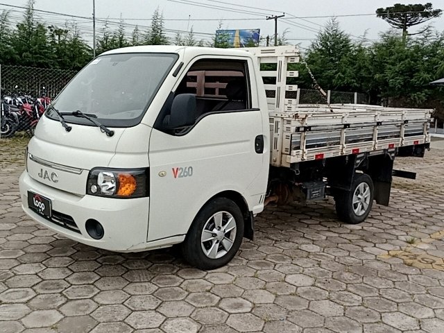 JAC V260  Frente Motorista