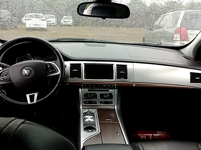 Vehicle_photo_7
