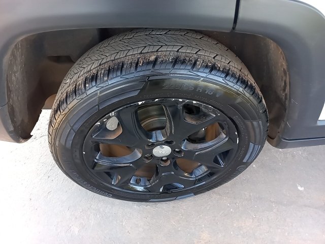 Vehicle_photo_16