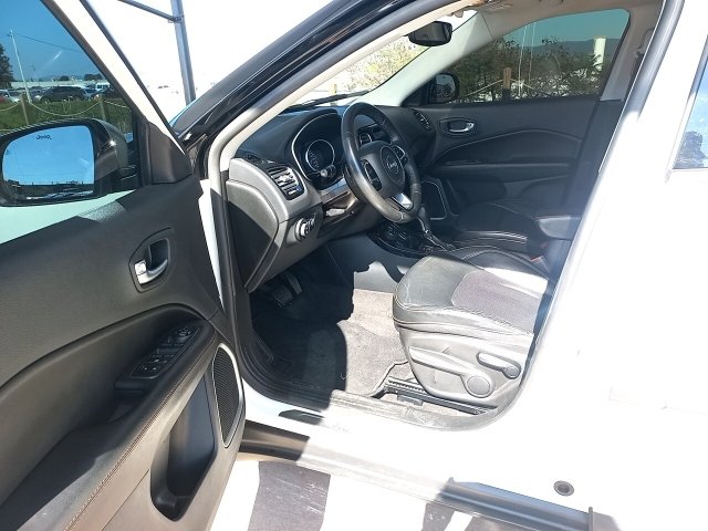 Vehicle_photo_8