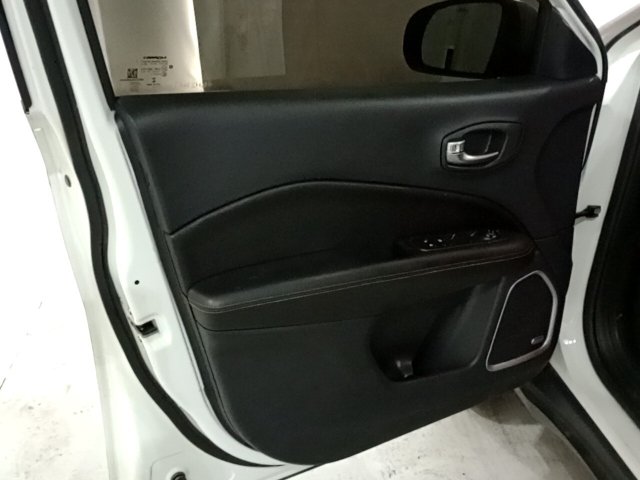 Vehicle_photo_8