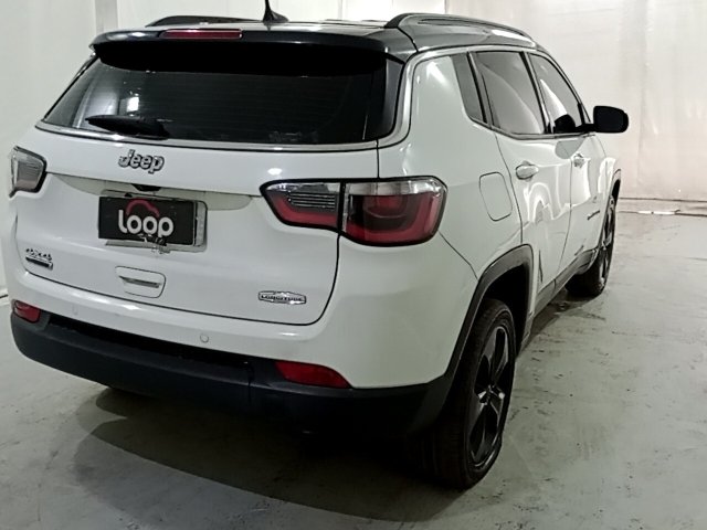 Vehicle_photo_4