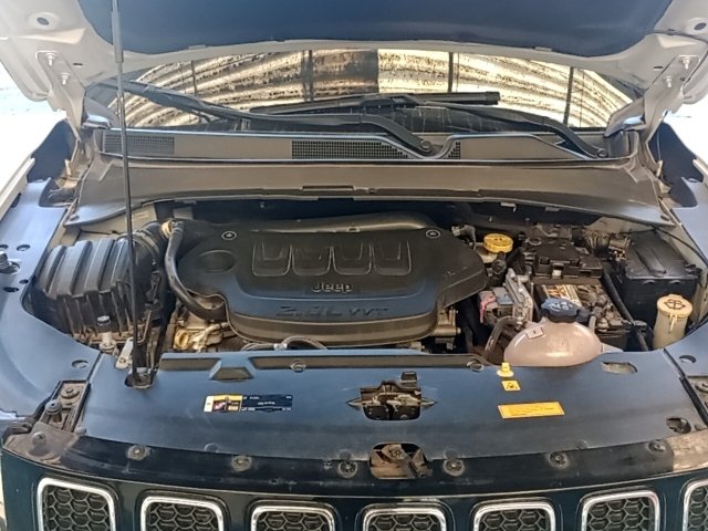 Vehicle_photo_12