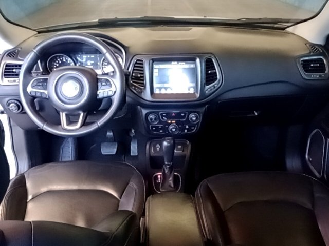 Vehicle_photo_7