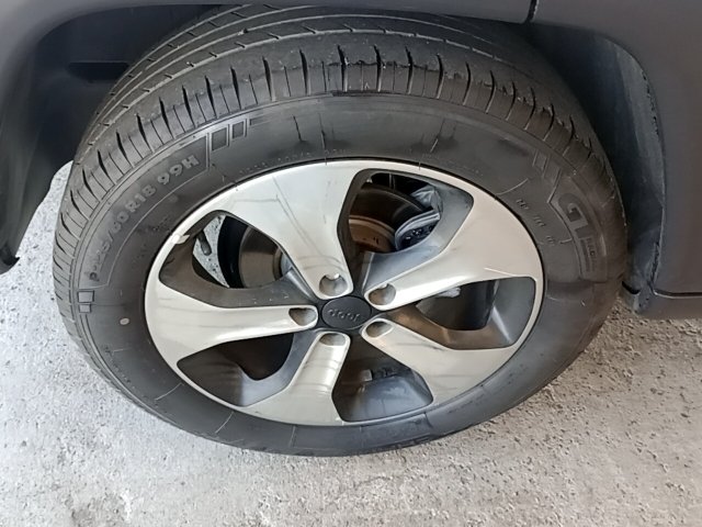 Vehicle_photo_16