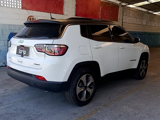 Vehicle_photo_4