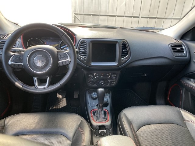 Vehicle_photo_7