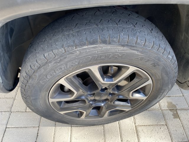 Vehicle_photo_13