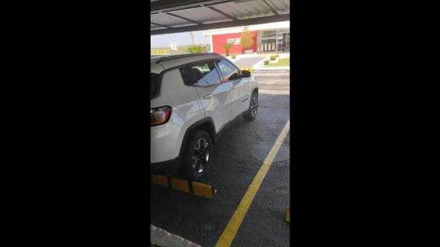 Vehicle_photo_4