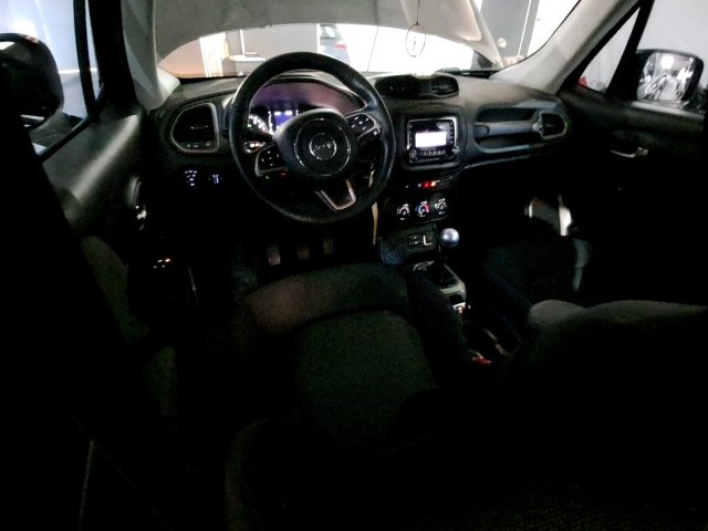 Vehicle_photo_7