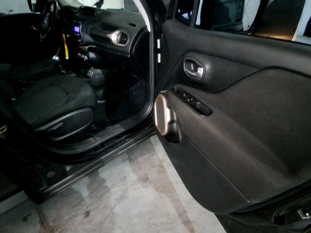 Vehicle_photo_9