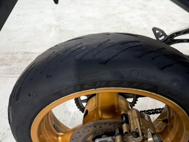 Vehicle_photo_16