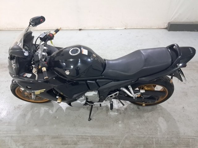 Vehicle_photo_8