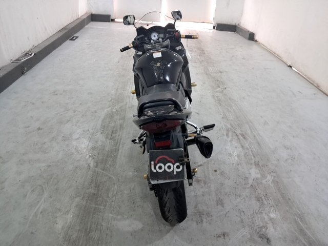 Vehicle_photo_11