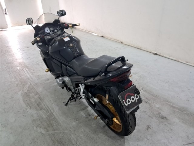 Vehicle_photo_3