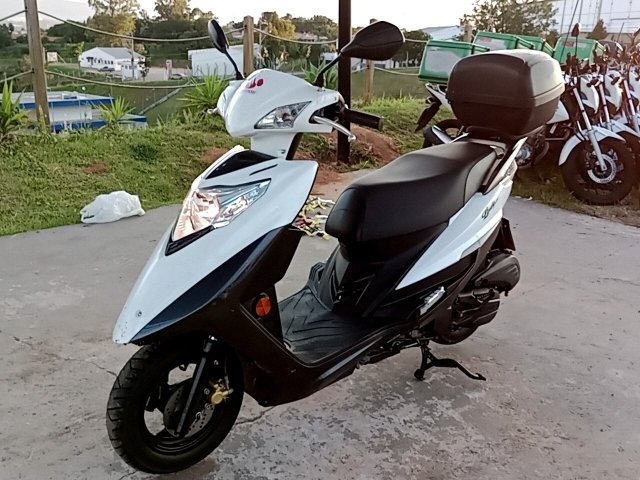 JTZ LINDY 125 Frente Motorista
