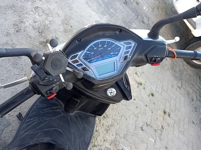 Vehicle_photo_9