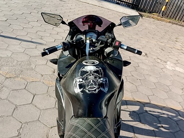 Vehicle_photo_6