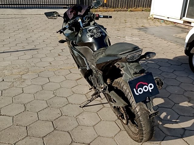 Vehicle_photo_3