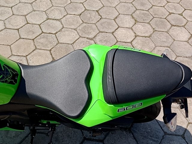 Vehicle_photo_10