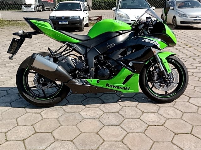 Vehicle_photo_9