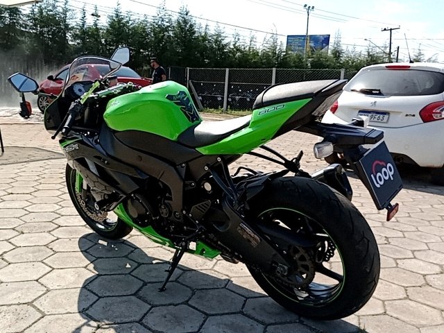 Vehicle_photo_3