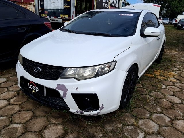 Veículo Hyundai Cerato KIA CERATO KOUP SX3 2011/2012 2012 em leilão