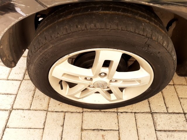 Vehicle_photo_16