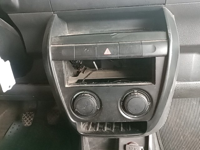 Vehicle_photo_6