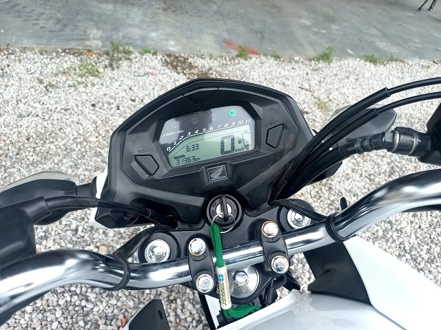 Vehicle_photo_6