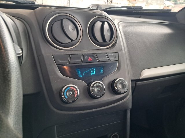 Vehicle_photo_6