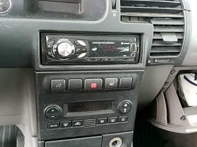 Vehicle_photo_6