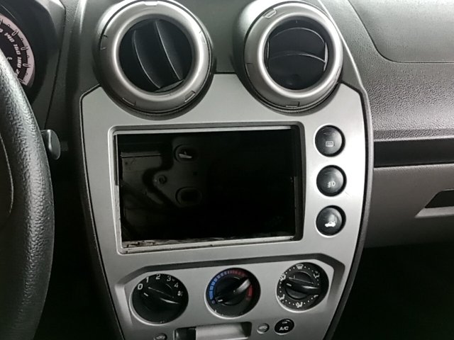 Vehicle_photo_6