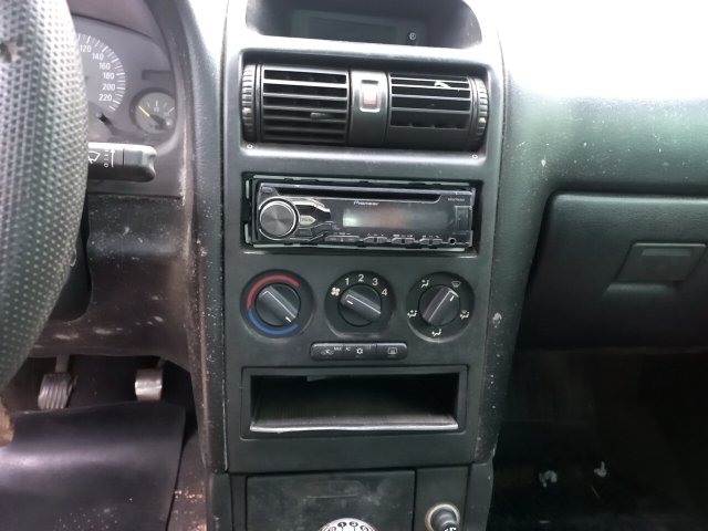 Vehicle_photo_6
