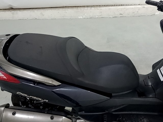 Vehicle_photo_10