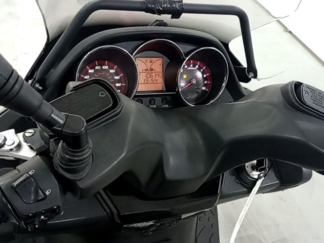 Vehicle_photo_7