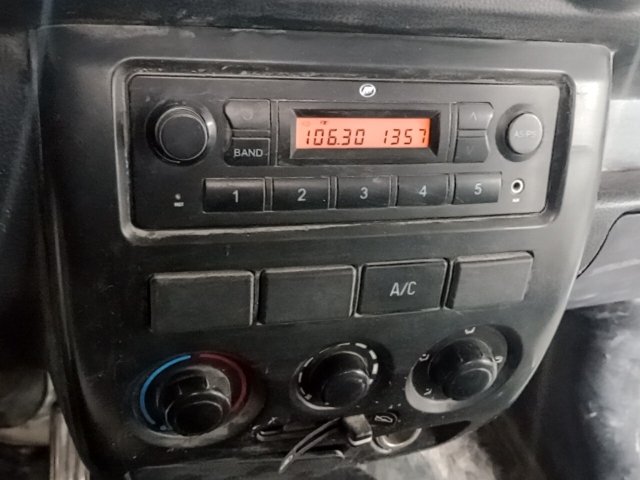 Vehicle_photo_6