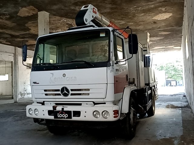 M.BENZ 1718 2011 Conservado