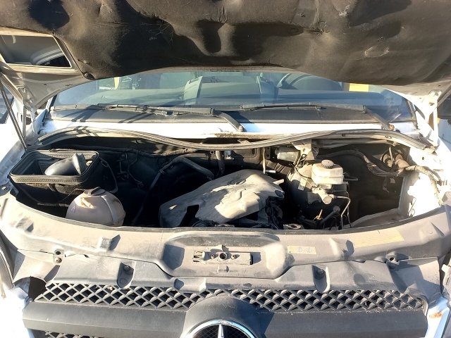 Vehicle_photo_12