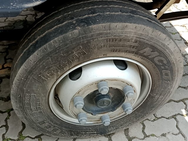 Vehicle_photo_14