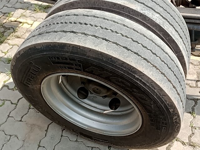 Vehicle_photo_16