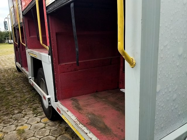 Vehicle_photo_3