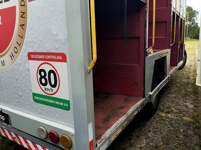 Vehicle_photo_4