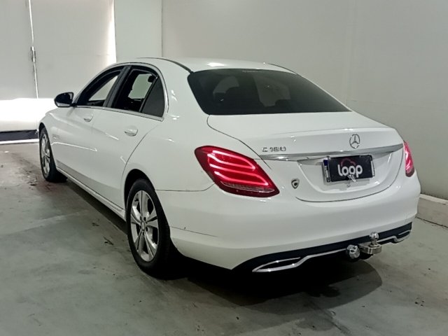 Vehicle_photo_3