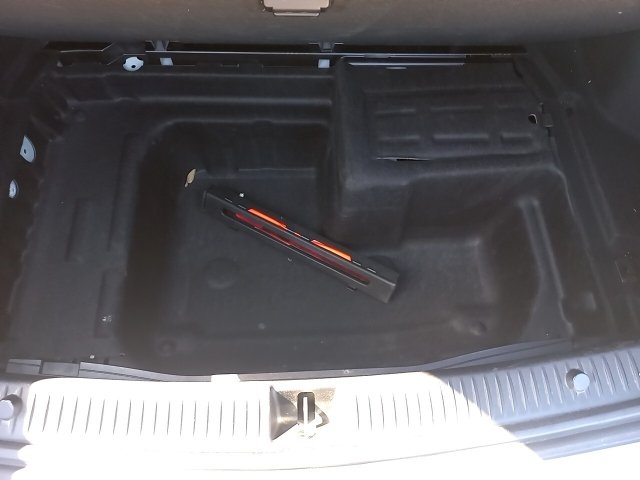 Vehicle_photo_17